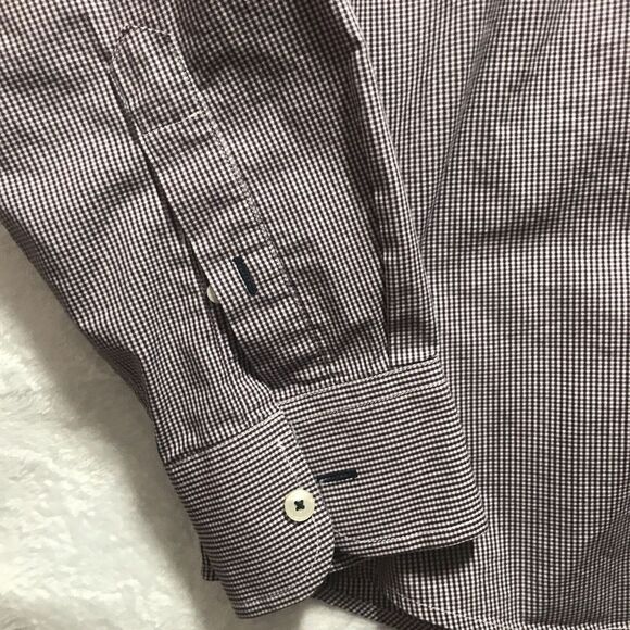 Untuckit Long Sleeve Button Down Shirt XL - Picture 5 of 6